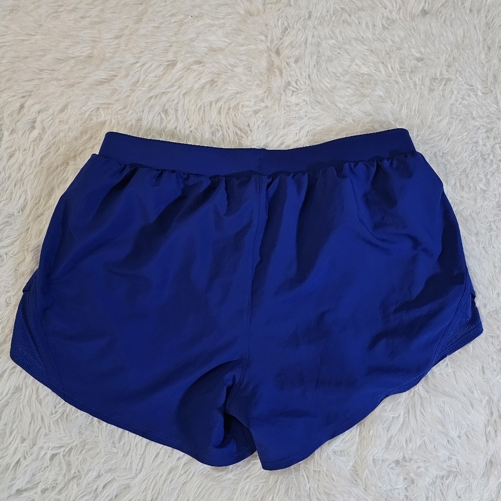 Under Armour Women's Blue Athletic Shorts - Picture 13 of 13